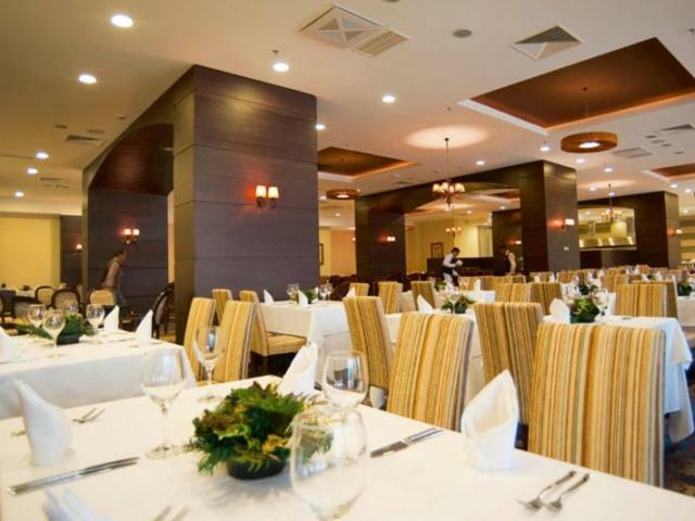 Апартамент Pravets Resort Apartments