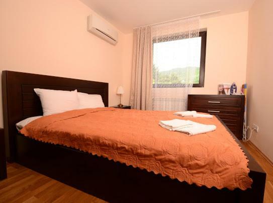 Апартамент Pravets Resort Apartments